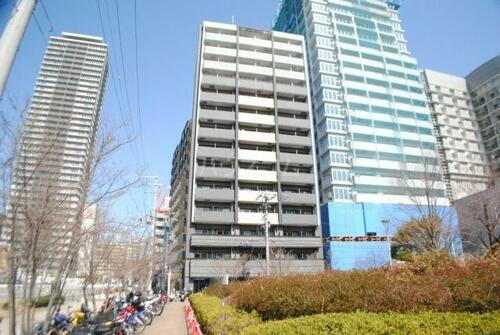プレサンス梅田東ディアロ 14階建