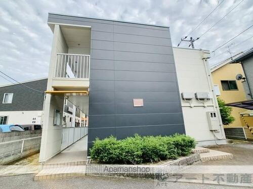 愛媛県東温市志津川 賃貸アパート