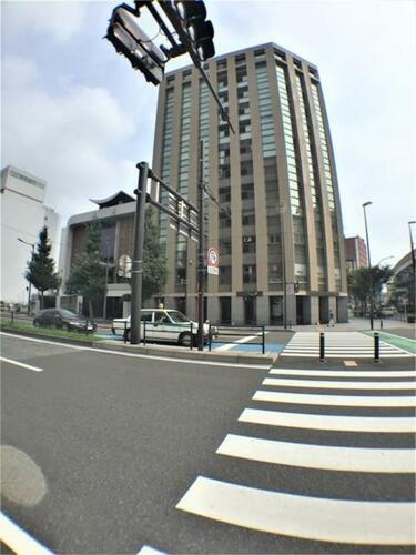 サンシャイン南国 12階建