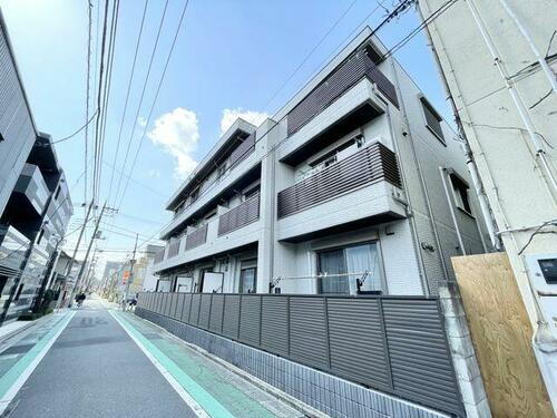 ｓ’ａｍｕｓｅｒ