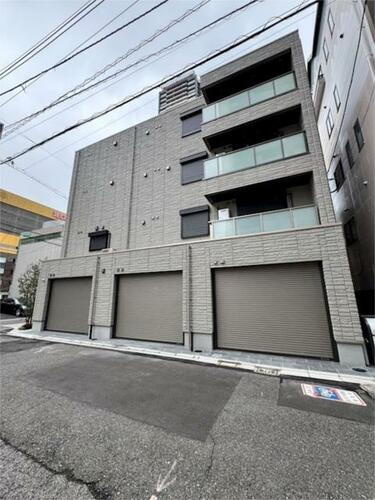 シャーメゾン西小倉駅前 4階建