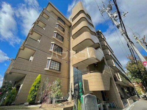 大阪府豊中市少路２丁目 6階建
