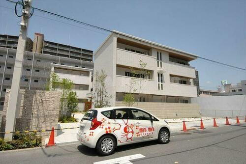 大阪府大阪市淀川区新高１丁目 3階建