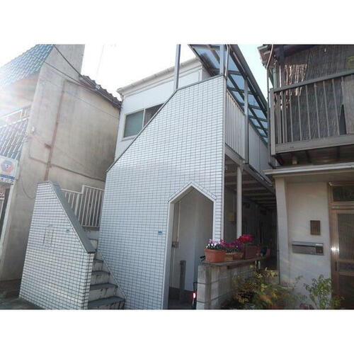 ペアパレス方南町 2階建