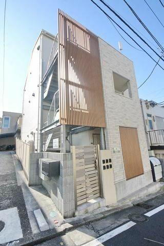 パルトネール大倉山 3階建