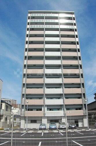 大阪府大阪市淀川区新高３丁目 14階建