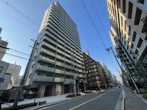 大阪府吹田市広芝町 20階建