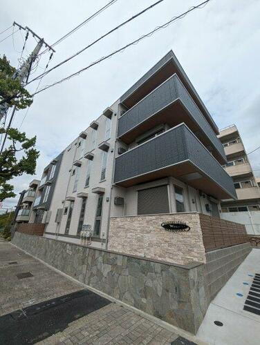 Ｓａｎｓｅｖｉｅｒｉａ　夏原 3階建