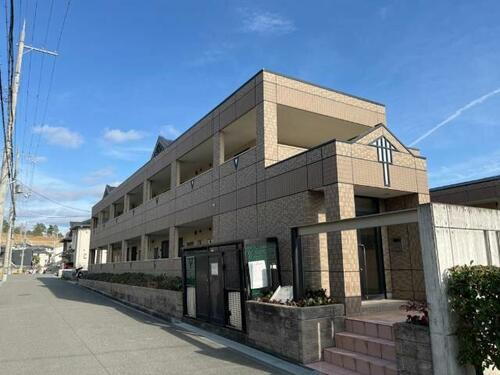 大阪府茨木市彩都あさぎ５丁目 2階建