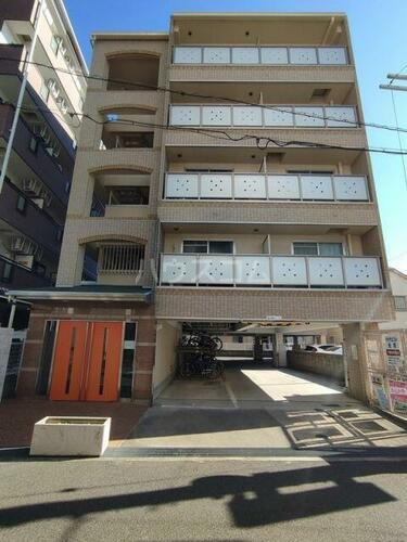 テラウエスト元町 5階建