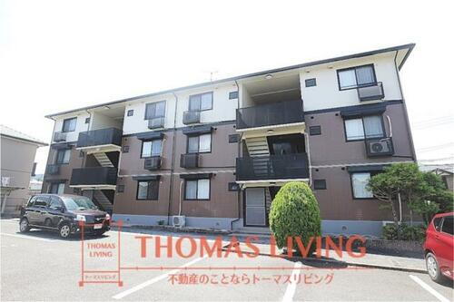 ポサーダ平田 3階建