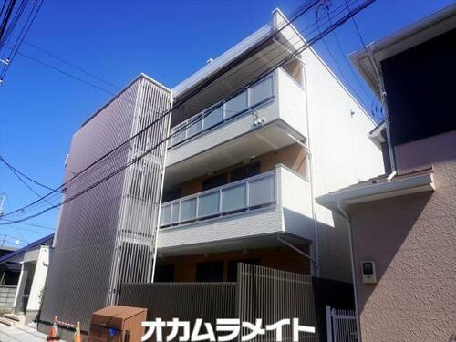 リブリ・ＭＯＲＥ　１ｓｔ 3階建
