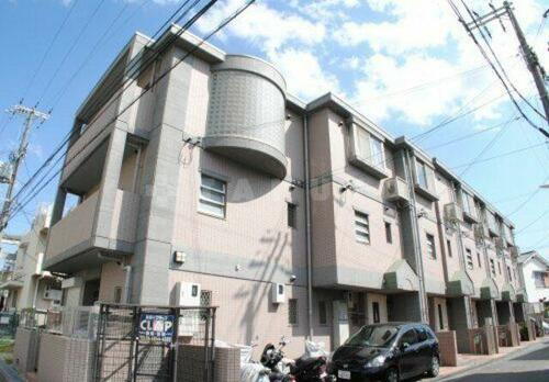コンシェルジュ 3階建