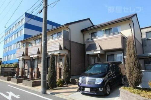 愛知県名古屋市中川区花塚町３丁目 テラスハウス