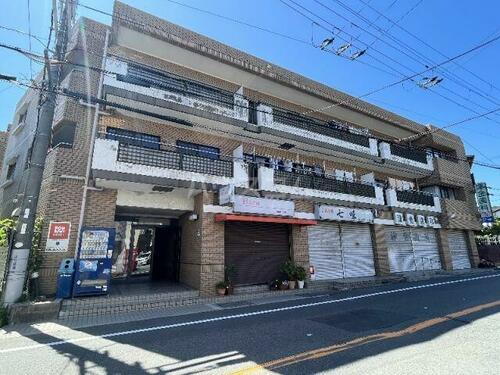 メゾン宮山 3階建