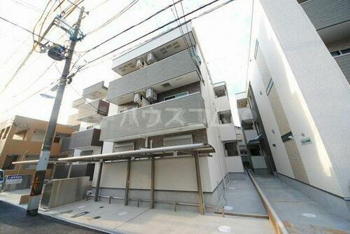 大阪府大阪市淀川区三津屋北１丁目 3階建 築6年10ヶ月