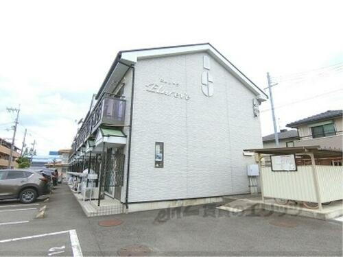 滋賀県東近江市中小路町 2階建 築23年1ヶ月