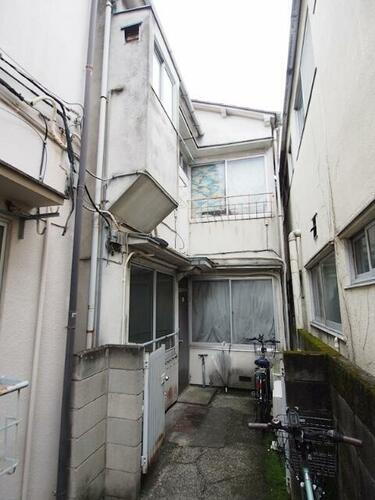 小泉ハイツ 2階建