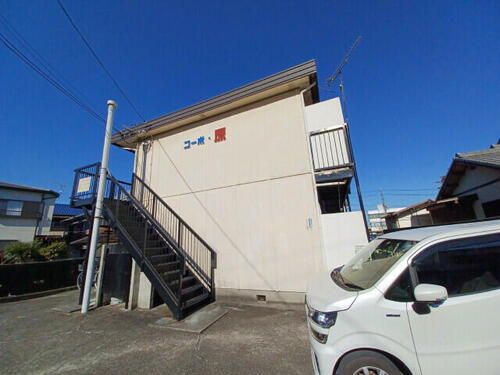 三重県伊勢市神田久志本町 2階建