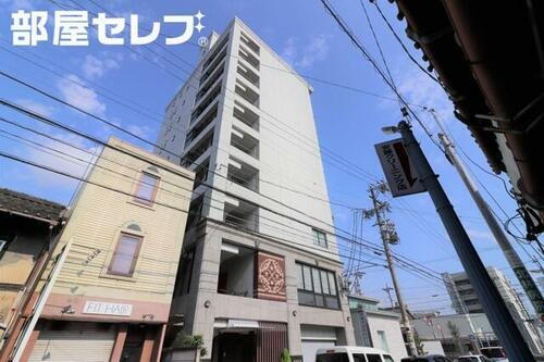 アッサンブラージュ