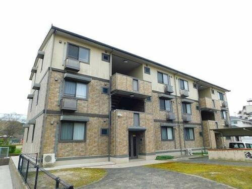 福岡県北九州市若松区高須南１丁目 3階建 築20年3ヶ月