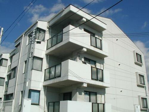 兵庫県明石市魚住町清水 3階建 築33年7ヶ月