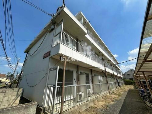 メイプルアベニュー 3階建