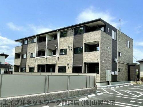 静岡県静岡市葵区上足洗１丁目 3階建