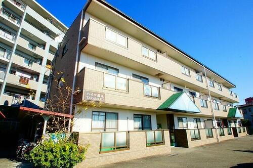 大阪府高槻市上土室１丁目 3階建