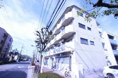 兵庫県尼崎市東園田町３丁目 4階建