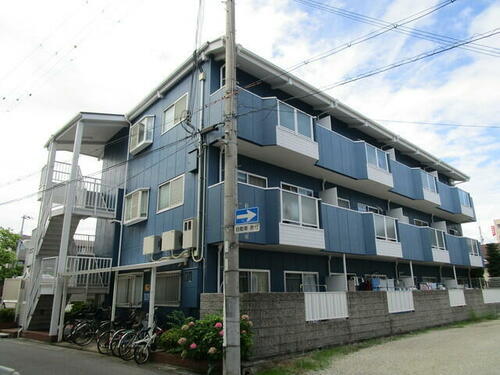 兵庫県明石市魚住町西岡 3階建 築31年6ヶ月