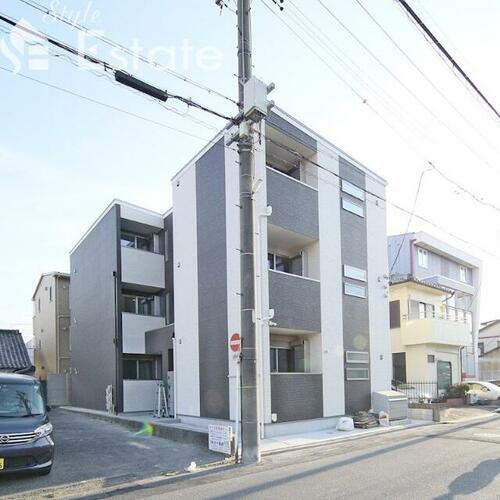 愛知県名古屋市中村区靖国町１丁目 3階建 築2年3ヶ月