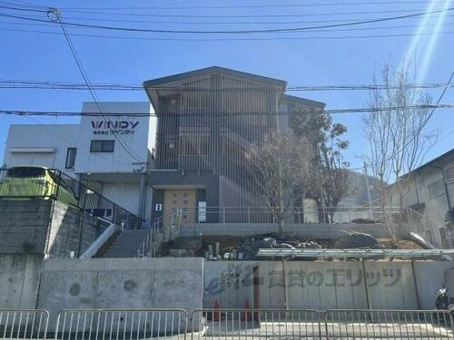 大塚ガーデンプレイス 3階建