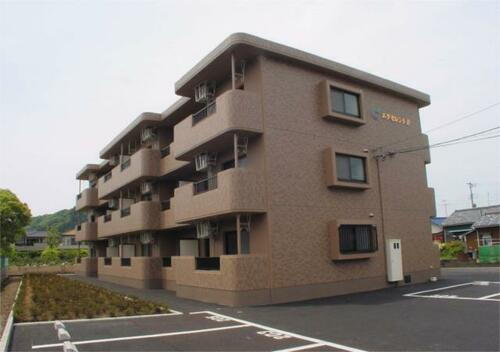 エクセレントＦ 3階建