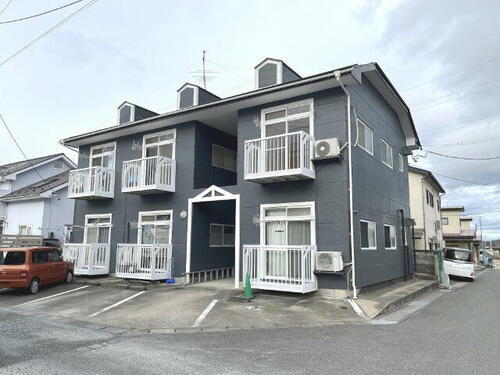 福島県郡山市富久山町福原字道ノ窪 2階建
