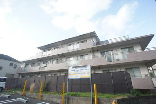 東京都調布市飛田給３丁目 地上3階地下1階建 築24年3ヶ月