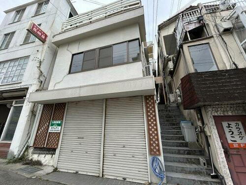 高丸７丁目貸家 4階建