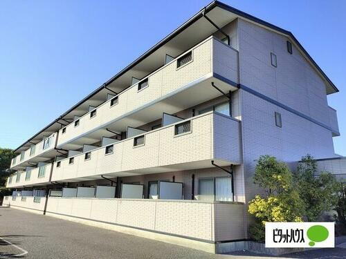 愛知県半田市有楽町８丁目 3階建 築23年9ヶ月