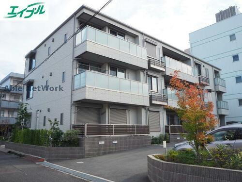 三重県津市南丸之内 賃貸アパート