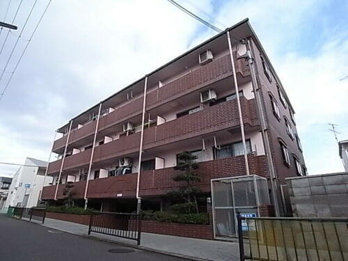 兵庫県伊丹市平松３丁目 3階建 築30年4ヶ月