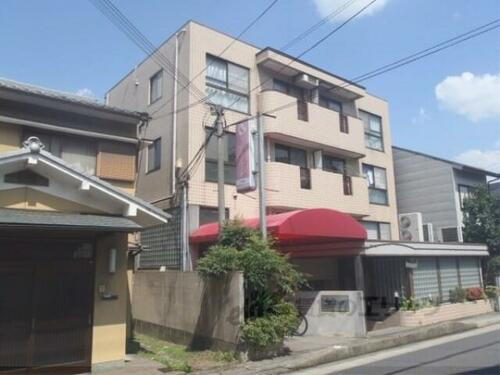 京都府京都市西京区嵐山上海道町 4階建