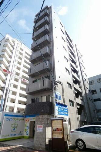 ラ・ルーチェ 9階建