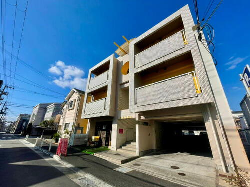 兵庫県神戸市兵庫区下沢通４丁目 3階建 築30年2ヶ月