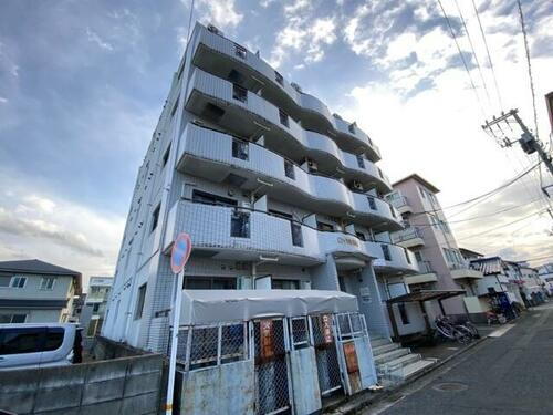 ロイヤル元町 5階建