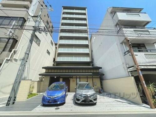 京都府京都市中京区油小路通四条上る藤本町 築3年4ヶ月 10階建