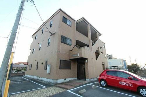 Ａｖｅｎｕｅ　Ⅲ