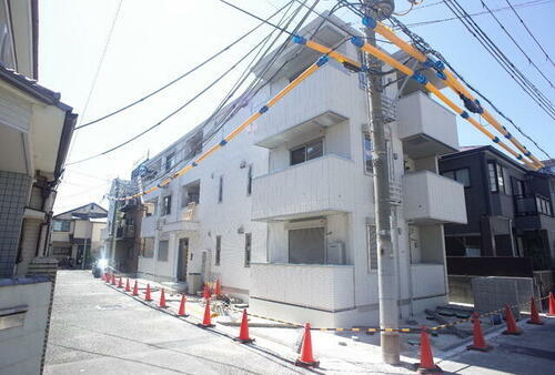 兵庫県西宮市薬師町 築6年4ヶ月 3階建