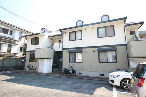 ユーベルＫＡＳＵＧＡＢ 2階建