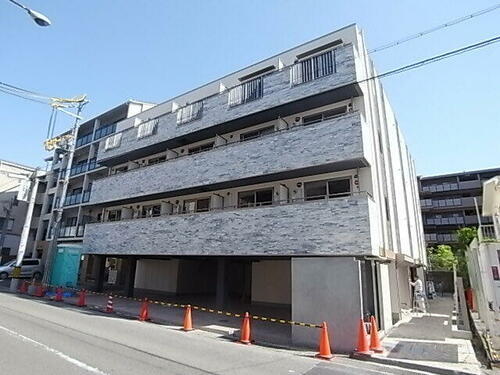 兵庫県尼崎市塚口町１丁目 4階建