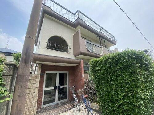 ひとみ荘 2階建